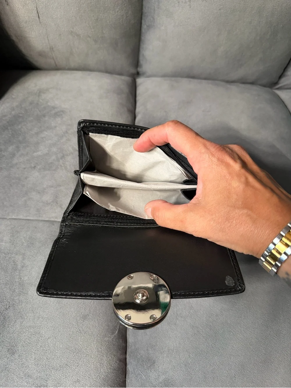 Coach Women's Leather Wallet/Black Large Clasp Button (New W/Defects) No Box NWT